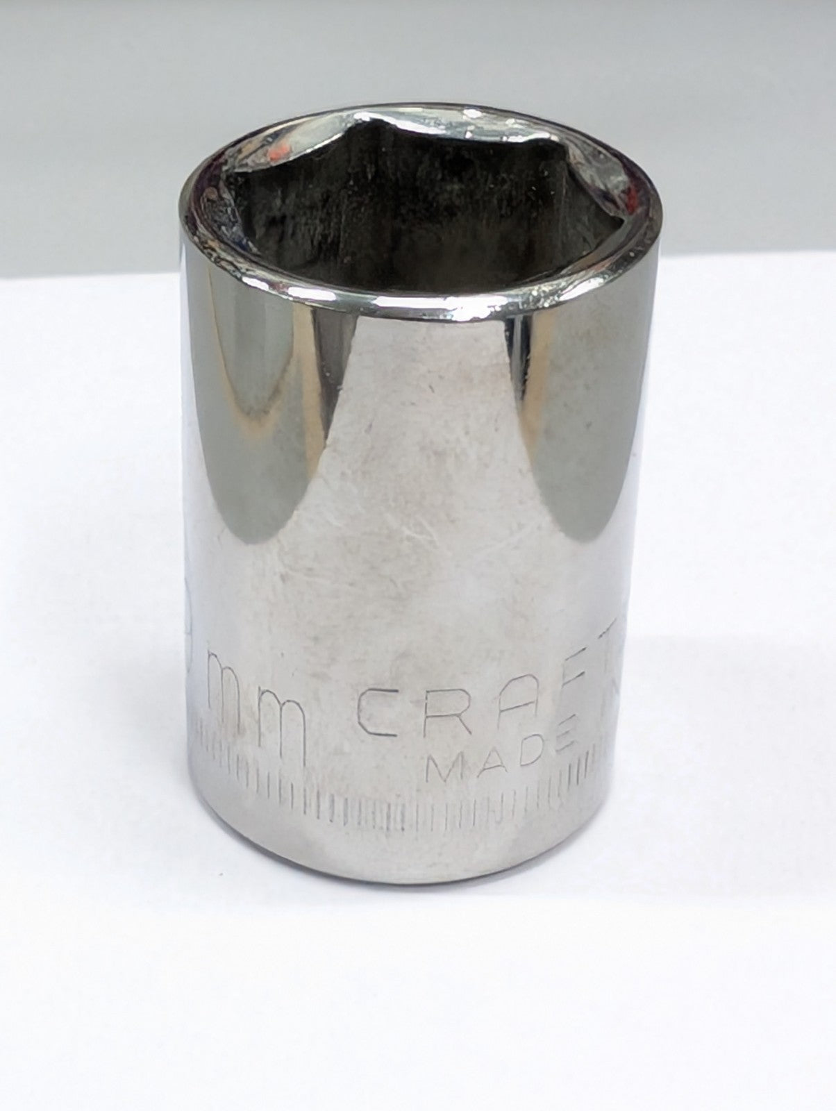 Craftsman USA Socket 19mm Metric  Shallow 6 Point 1/2" Drive 44259 G2