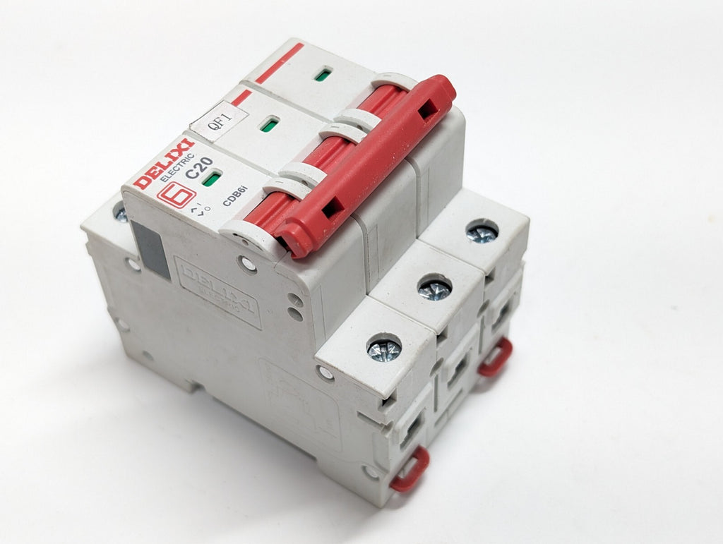 1Pcs New For DELIXI Air Switch Circuit Breaker DZ47s C20 3P 20A 3 Pole