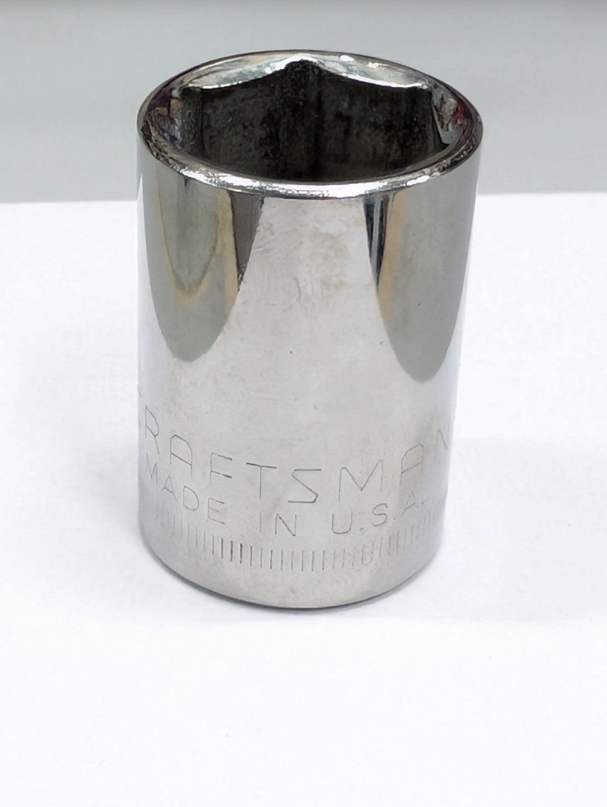 Craftsman USA Socket 19mm Metric  Shallow 6 Point 1/2" Drive 44259 G2