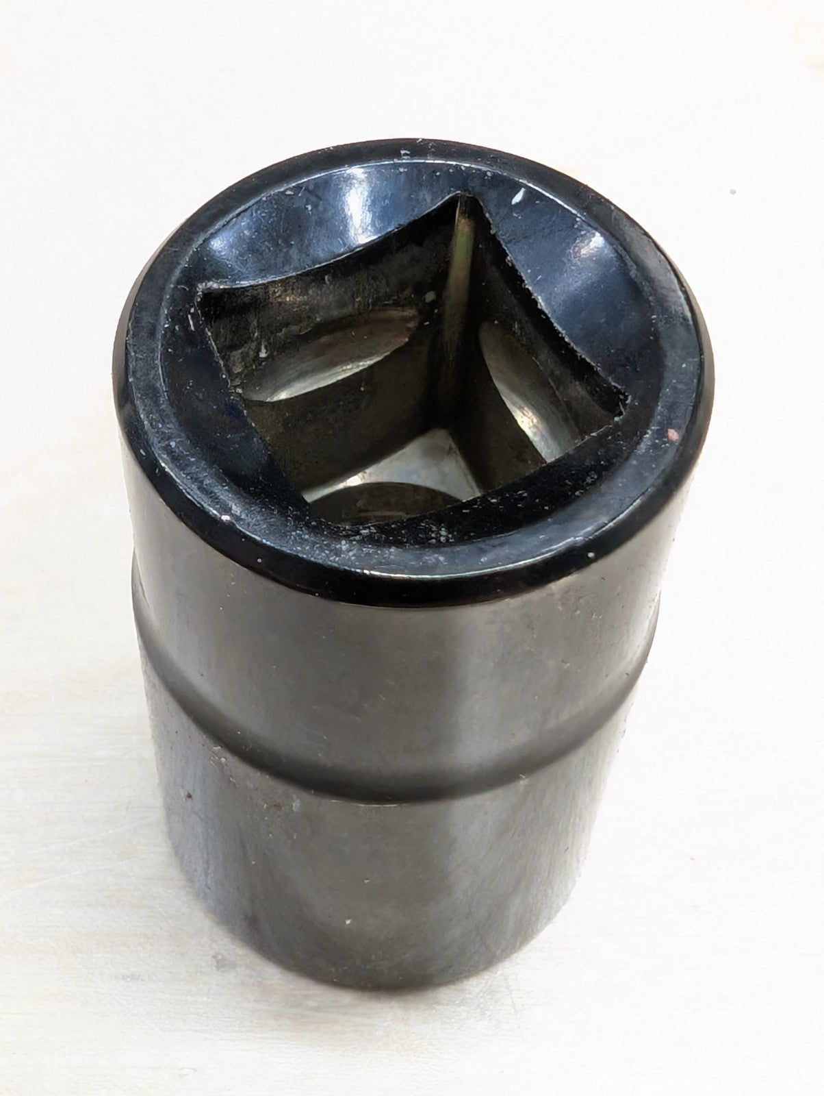 Husky Pro Black Chrome Socket 11/16" SAE 24022P Shallow 6 Point 1/2" Drive