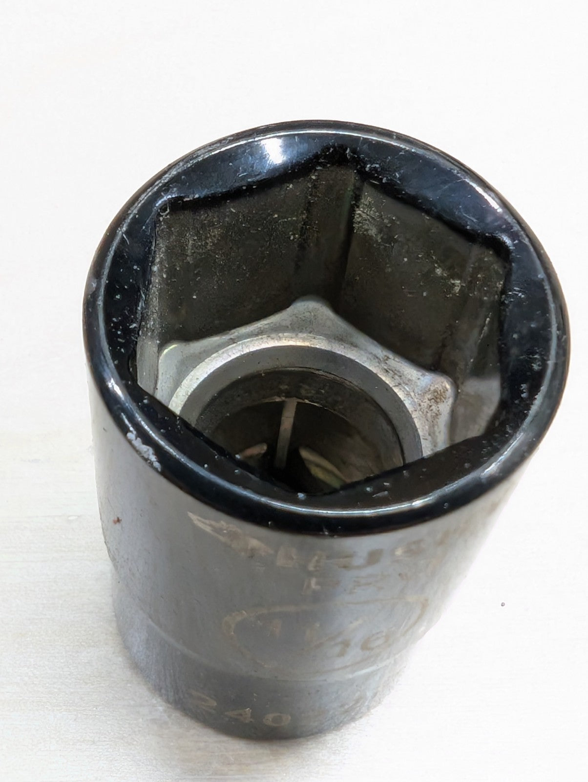 Husky Pro Black Chrome Socket 11/16" SAE 24022P Shallow 6 Point 1/2" Drive