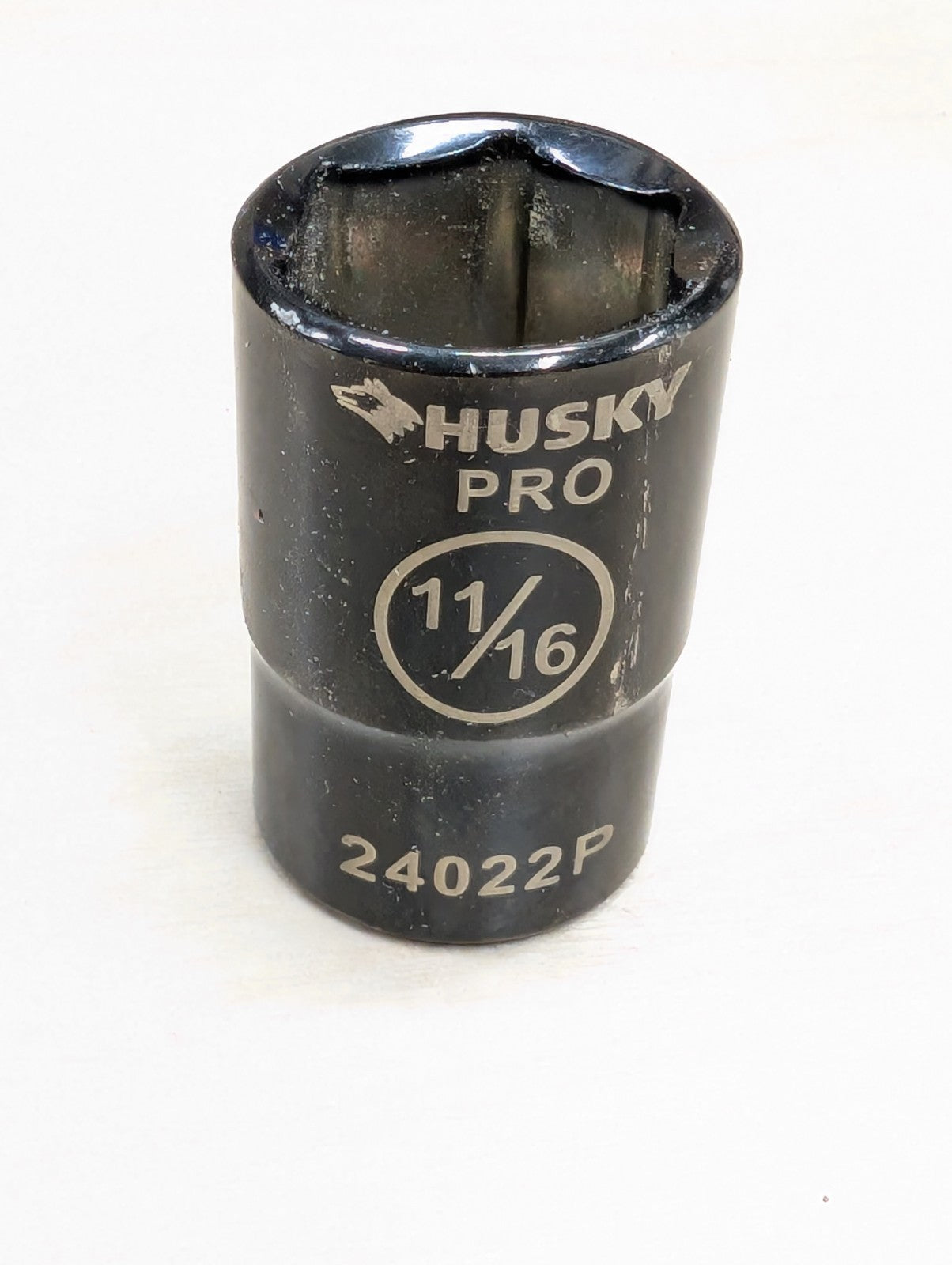 Husky Pro Black Chrome Socket 11/16" SAE 24022P Shallow 6 Point 1/2" Drive